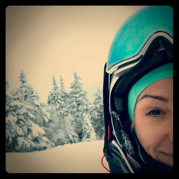 Meet your Posher, Laura - Picture 1 of 1